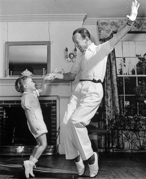 The most celebrated dancer of hollywood's golden age was also a smart, graceful, interpretive vocalist. voxsart | Fred astaire dancing, Fred astaire, Old ...