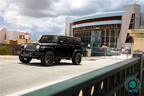 Black 2016 Jeep Wrangler | Leale Ryan