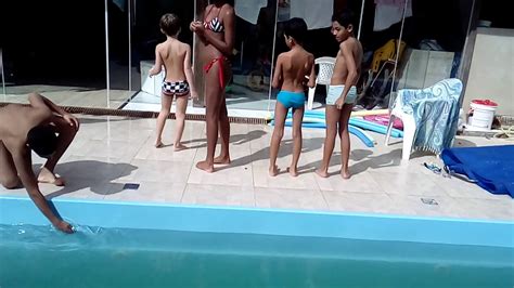 Piscina é muito bom né? desafio da piscina - YouTube