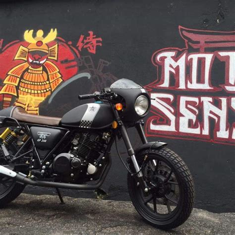 One of them is kamarul azahar azman naked13 cafe racer club malaysia #caferacer #caferacermalaysia #naked13. 5 Motosikal Gaya Cafe Racer dengan Bajet RM15k yang Boleh ...
