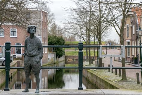 Voor een leuk uitje met het hele gezin breng je een bezoek aan attractiepark plopsaland. Nieuwpoort, Nederland