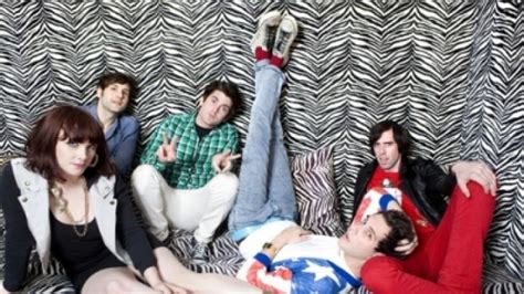 Você pode ouvir as músicas do zé vaqueiro online de qualquer lugar usando a internet. Música nova do Cobra Starship: ouça "#1Nite" - VAGALUME