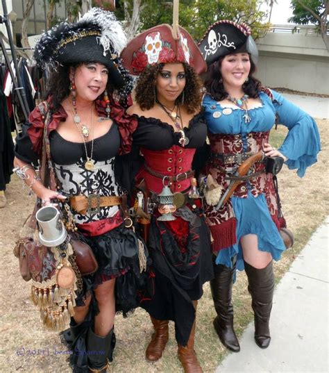 Make sure to match it with a 1920s wig for a total look. Female pirate costume image by Wendy Stoddard on Pirates ...