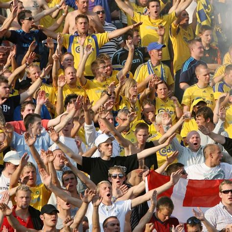 Følg @brondbyshoppen på insta linkin.bio/brondbyif_official. Classic Rivalry: Brondby-FC Kobenhavn - FIFA.com