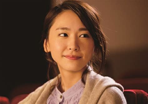 Aragaki yui, born june 11, 1988) is a ryukyuan japanese actress, model, singer and occasional radio show host. 新垣結衣＆星野源、電撃結婚発表...トップスター夫婦誕生が ...