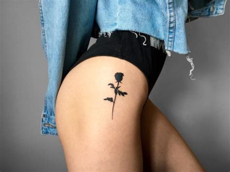 It is a gorgeous tattoo and the shading on the rose is amazing. hip rose tattoos | Tumblr