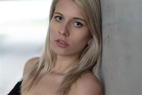 17,78 prozent der fläche der marktgemeinde sind bewaldet. ON THE BEACH on Behance