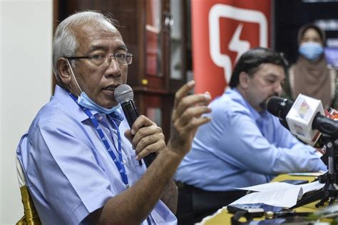 Ucapan yb dato' seri mahdzir khalid, menteri pendidikan di smkuj. TNB is reviewing its mechanisms after public backlash over ...