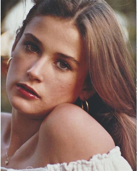 After making her film debut in 1981, she appeared on the soap opera general hospital and subsequently gained recognition as a member of the brat pack with roles in blame it on. Деми Мур рассказала, что ее изнасиловали в 15 лет - из-за ...