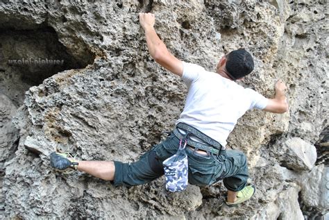 Know when is batu caves kuala lumpur closed or open and see best timings for visit. Dunia Fotografi Ku: ....Rock Climbing @ Batu Caves