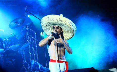 Freddie mercury the lead singer of queen and solo artist, who majored in stardom while giving. Sombrero Mercury | Queen freddie mercury, Freddie mercury ...