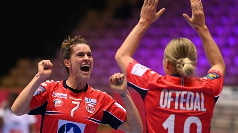 We did not find results for: Frauen-Handball: Rekordchampion Norwegen holt achten EM-Titel