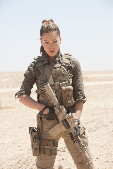 Don't assume that you need the fitted because you are tired of oversized uniform shirts. Roxanne McKee in 2020 | Military girl, Army girl, Girl guns