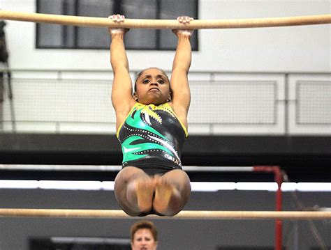 Primeira atleta negra do mundo a conquistar a medalha de ouro na olimpíada, daiane lamenta: Daiane dos Santos: 'Nesses dois anos e meio eu nem via ...