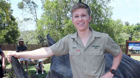 Steve irwin was born in 1962 to parents lyn and bob irwin, who were animal naturalists. 16. Geburtstag: So groß ist Steve Irwins (†) Sohn geworden ...