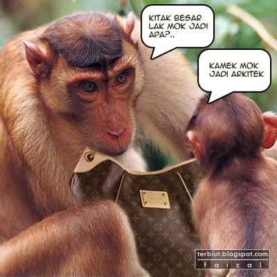 Banyak orang yang tahu tentang ayat syifa ini dan mengamalkannya dengan cara tertentu. Di Sini Penaku Terbiut: Ter-Error Bahasa Sarawak dalam BM