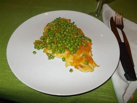 Portate a cottura i piselli ed appena saranno raffreddati uniteli al pollo. petto di pollo con piselli - ricette pollo - ricetta pollo ...