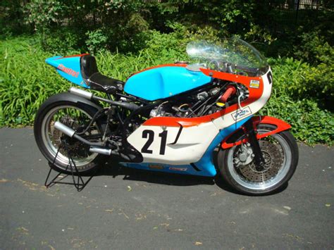 Not for highway or public road use. Track Day Bravery: 1977 Yamaha TZ750 OW31 - Rare ...