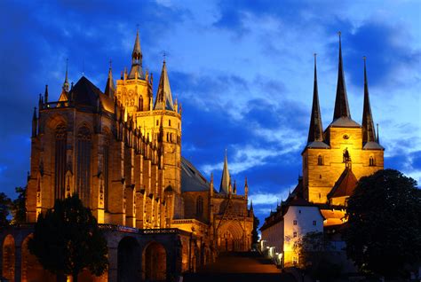 Nur 250 m vom imposanten erfurter dom begrüßt sie das hochwertige 5* dorint hotel am dom erfurt. Blaue Stunde Erfurter Dom Foto & Bild | architektur ...