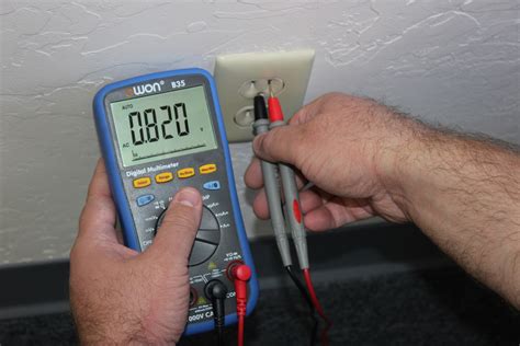 Testing an Electrical Outlet Using a Digital Multimeter ...