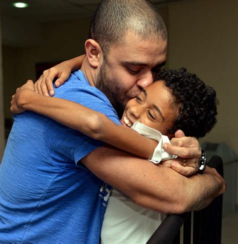 As fotos do momento foram compartilhadas pelo colunista leo dias. EGO - Diogo Nogueira estreia show e boa forma da mulher ...