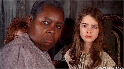 Narra la historia de una niña de doce años (brooke shields) que vive en un burdel de nueva orleans. Brooke Shields / Pretty Baby - Young Child Actress/Star ...