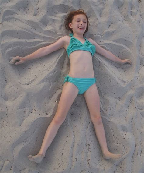 18 Beach Games for Your Family Vacation | Fun With Kids