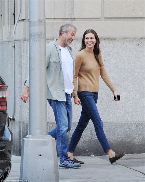 For football fans across the globe, the opportunity to go to the world cup is something dreams are made of. Roman Abramovich and Dasha Zhukova together in NYC | Daily ...