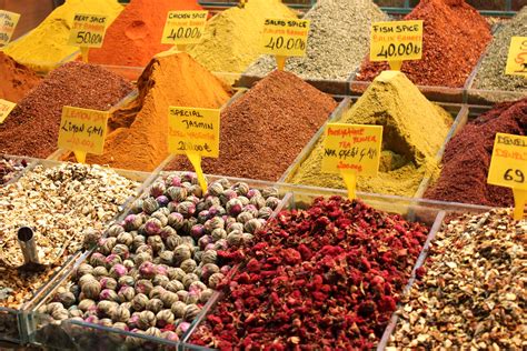 Grand bazaar online shopping i̇stanbul turkish bazaar with turkish baklava, turkish delight, buy turkish coffee. Spice Bazaar ~ Istanbul, Turkey | Spices, Red peppercorn, Food