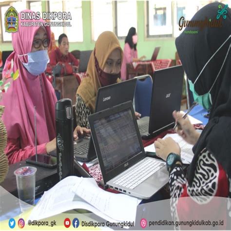 Panduan sistem informasi pemeringaktan kemahasiswaan tahun 2020. RAPAT KERJA PENGESAHAN RKAS PERUBAHAN BOS TAHUN 2020 ...