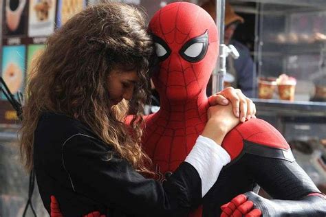 No way home arrives in theaters this christmas. Marvel and Sony cut a deal: Tom Holland's Spider-Man is ...