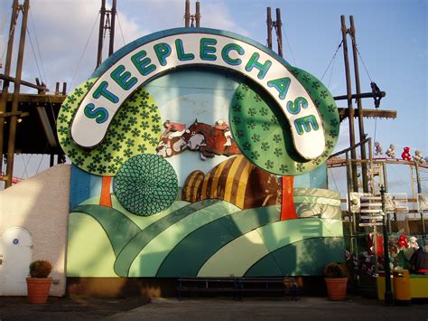 Racing roller coaster steeplechase at pleasure beach blackpool. Steeplechase (Yellow) (Blackpool Pleasure Beach) | Parkwelten