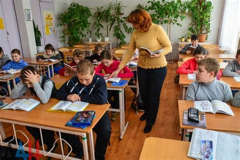 The ukrainian language is the state language of ukraine. Ukrainian language out of curriculum in "DPR" schools ...