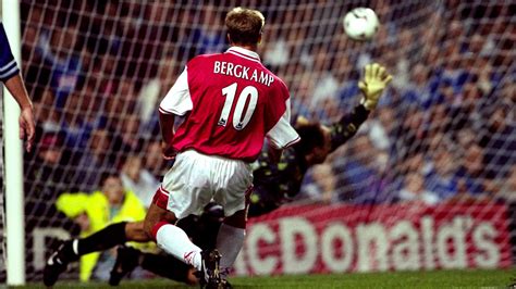 Latest football results arsenal standings and upcoming fixtures. Dennis Bergkamp Arsenal - Goal.com