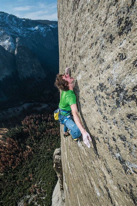 The captain or the chief) is a vertical rock formation in yosemite national park, located on the north side of yosemite valley, near its western end. Lezecký superman Adam Ondra: Mezi horolezci je víc ...