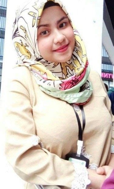 Jilboobs jilbab seksi montok semok dan hot. would like to rum my hands over her credentials | Gaya ...