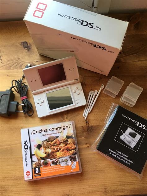 También contamos con nintendo ds romset para que puedas descargar todos los juegos en pocos enlaces ¿te imaginas tener más de 6000 roms de nintendo ds? NINTENDO DS LITE + 6 JUEGOS Y ACCESORIOS de segunda mano por 65 € en Canet de Mar en WALLAPOP
