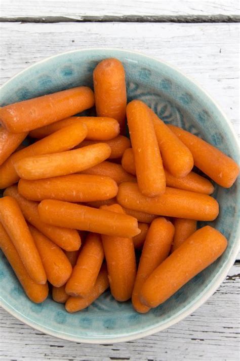 It makes quick work of grating carrots, but the pieces will be slightly larger. Your Guide to the Best Snacks For 100 Calories Or Less ...