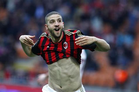 Adel taarabt is three stone overweight and unfit to play for queens park rangers, according to manager harry redknapp. "Dopo il Milan è tutto schifo", Taarabt 'snobba' l'Italia ...