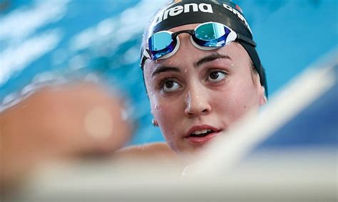 In der südstadt sind am wochenende die landesmeisterschaften im schwimmen ausgetragen worden. Lena Grabowski oder die "Auster" öffnete sich für das WM ...