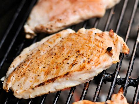 Garnish with parsley before serving. How to Grill the Juiciest Boneless, Skinless Chicken ...