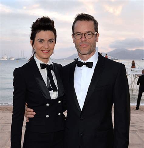 Actor guy pearce and wife kate pearce attend the premiere of 'death defying acts' at the state theatre on march 10, 2008 in sydney, australia. Guy pearce with ex-wife Kate Mestitz image | Celebrities ...