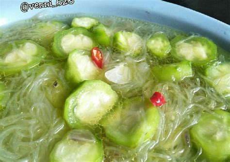 Sayur bening (indonesian clear vegetable soup). Resep Sayur bening oyong soun oleh Venni_626 - Cookpad