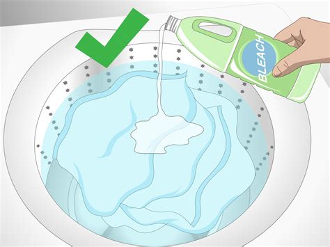 Try under or near the care label since this part of the towel is usually out of sight when the towel is hung over a towel bar. 3 Ways to Wash New Towels - wikiHow