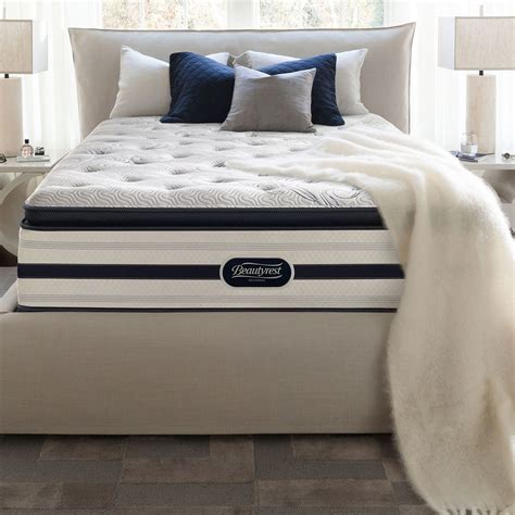 Simmons, founded in 1870, celebrates a heritage of 150 years worldwide. StarObsession | Simmons | Leading Premium Mattress Brand