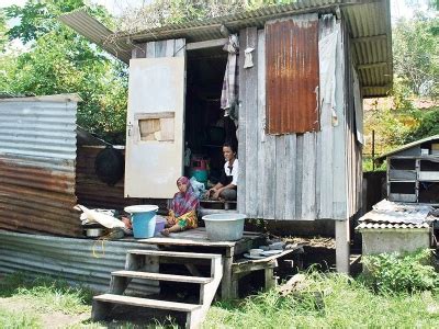 Di malaysia, justru pelanggan harus mengisikannya sendiri seperti di luar negeri lainnya. Malaysia Sejahtera: Keluarga Paling Kaya Di Negeri Kaya Di ...