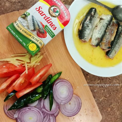 Bingung mencari cara memasak sarden simple namun memiliki rasa lezat pedas dan nikmat banget? Sardin masak kicap dengan Sardin Ayam Brand