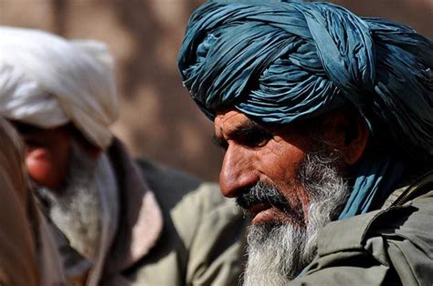 Wielka brytania, usa i kanada ewakuują swoich obywatel. Afganistan: nowa strategia talibów | Polityka Globalna: Al ...