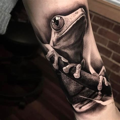 Check spelling or type a new query. 167 best FROG TATTOOS images on Pinterest | Frog tattoos ...