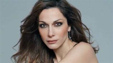 Η άγνωστη συνάντηση της άννας βίσση με τη δέσποινα βανδή. Δέσποινα Βανδή: Επιστρέφει και στο θέατρο!